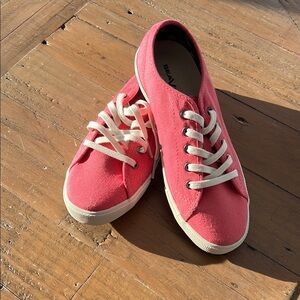 SeaVees Monterey Pink Canvas Sneakers NWOB
